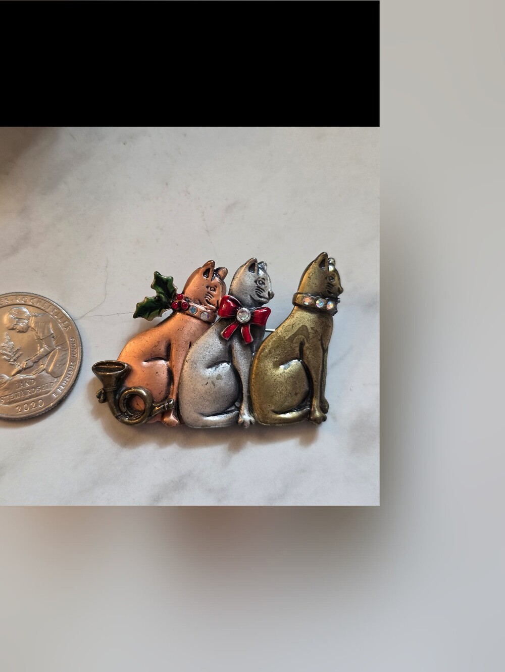 Trio Cat Holiday Brooch - Tri-Tone Metal Cats with Bows